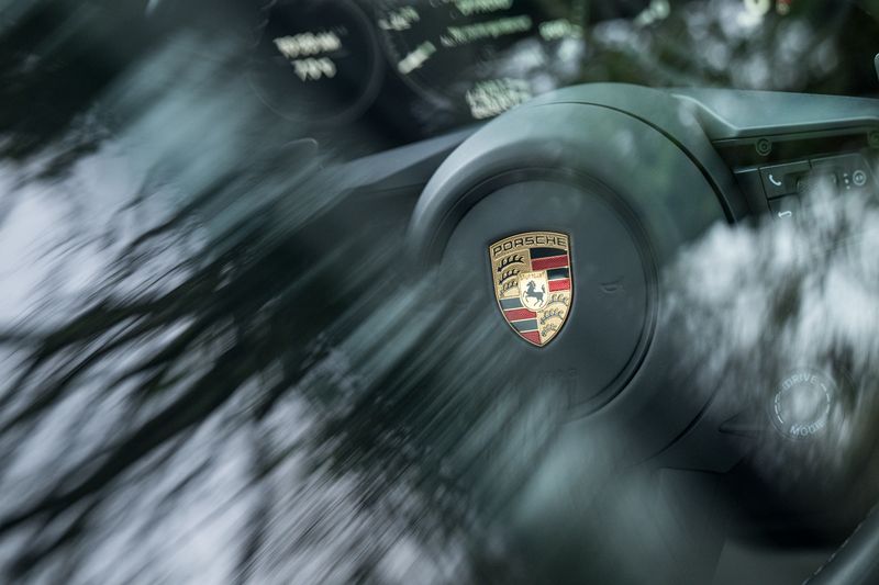 Porsche 911 (992)  Carrera PDK