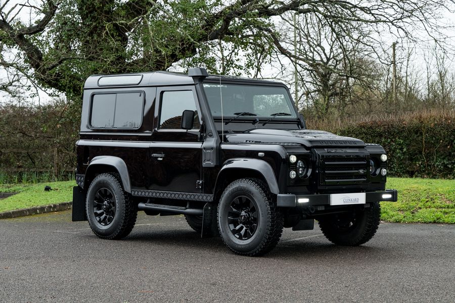 Land Rover Defender 90 2.2 TDCi XS Station Wagon Double Cab (1 Owner, 15,750 Miles)
