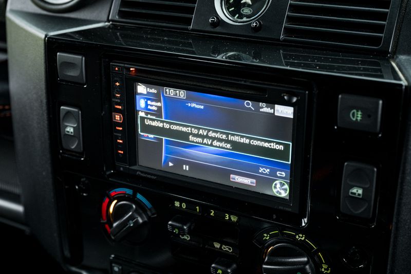 Land Rover Defender 90 2.2 TDCi XS Station Wagon Double Cab (1 Owner, 15,750 Miles)