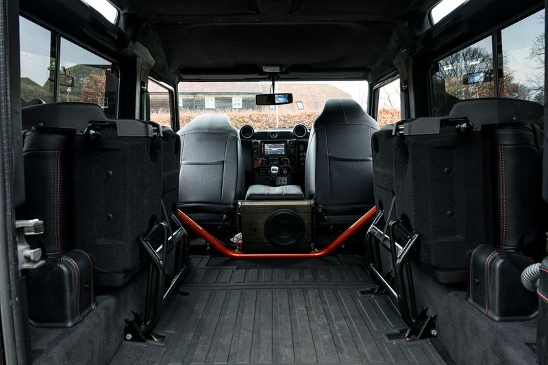 Land Rover Defender 90 2.2 TDCi XS Station Wagon Double Cab (1 Owner, 15,750 Miles)