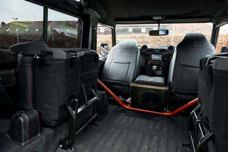 Land Rover Defender 90 2.2 TDCi XS Station Wagon Double Cab (1 Owner, 15,750 Miles)