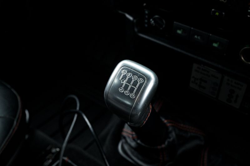 Land Rover Defender 90 2.2 TDCi XS Station Wagon Double Cab (1 Owner, 15,750 Miles)