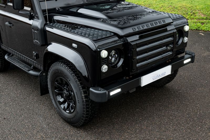 Land Rover Defender 90 2.2 TDCi XS Station Wagon Double Cab (1 Owner, 15,750 Miles)