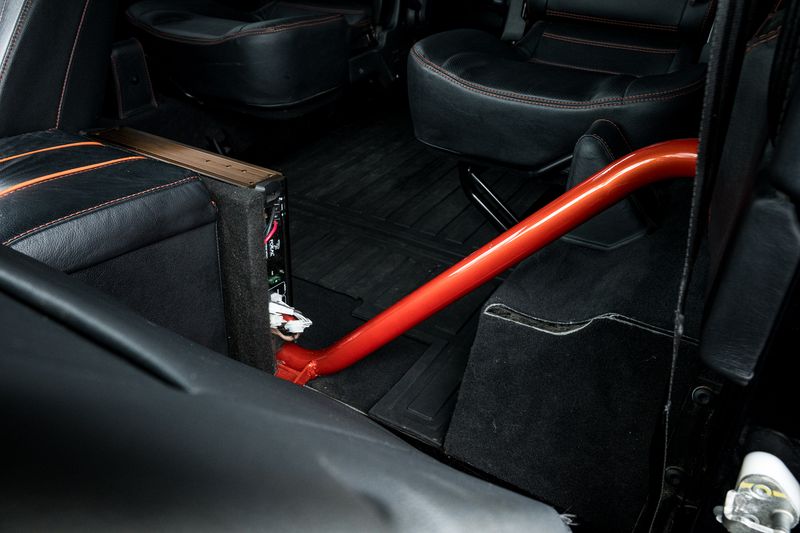 Land Rover Defender 90 2.2 TDCi XS Station Wagon Double Cab (1 Owner, 15,750 Miles)