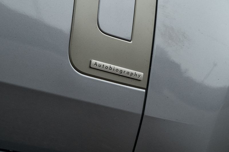 Range Rover 4.4 P530 V8 Autobiography SUV Petrol