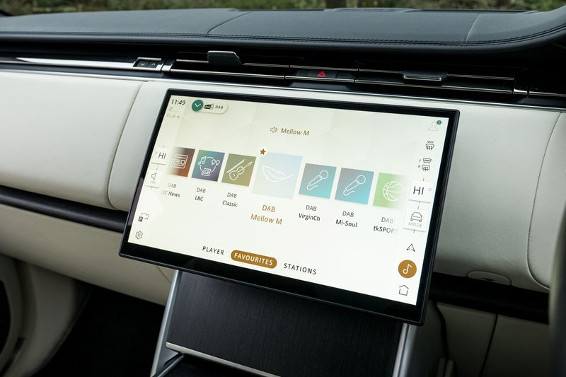 Range Rover 4.4 P530 V8 Autobiography SUV Petrol