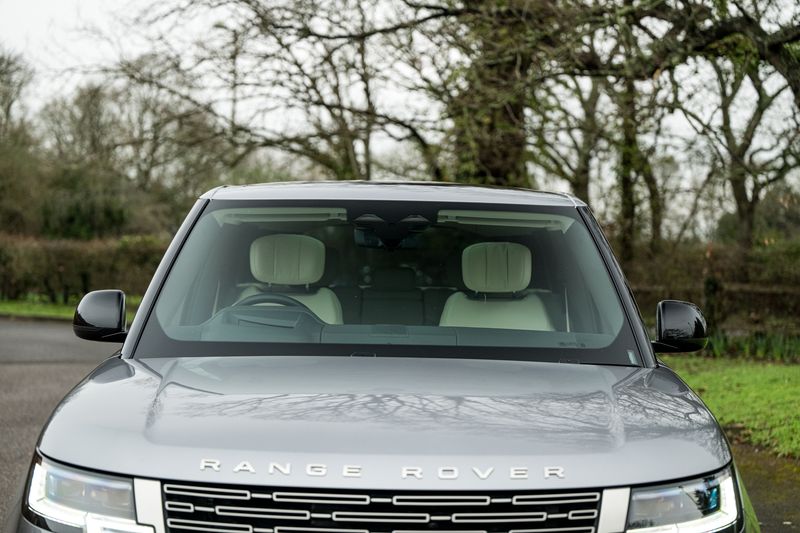 Range Rover 4.4 P530 V8 Autobiography SUV Petrol