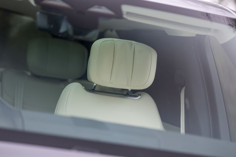 Range Rover 4.4 P530 V8 Autobiography SUV Petrol