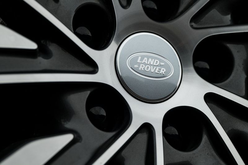 Range Rover 4.4 P530 V8 Autobiography SUV Petrol