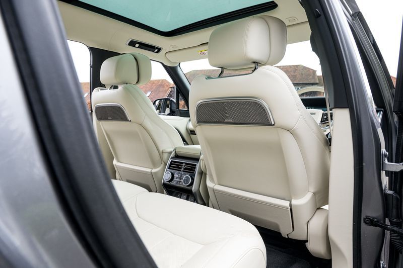 Range Rover 4.4 P530 V8 Autobiography SUV Petrol