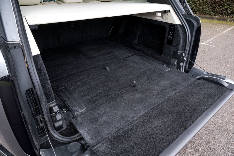 Range Rover 4.4 P530 V8 Autobiography SUV Petrol