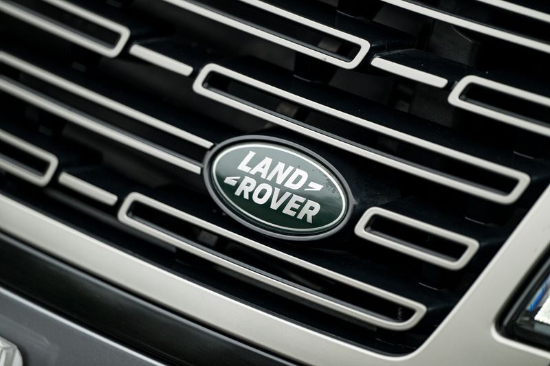 Range Rover 4.4 P530 V8 Autobiography SUV Petrol