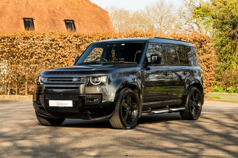 Land Rover Defender 110 D300 MHEV X-Dynamic HSE (7 Seats)