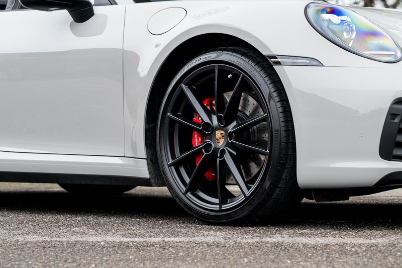 Porsche  911(992) Carrera S PDK  Cabriolet