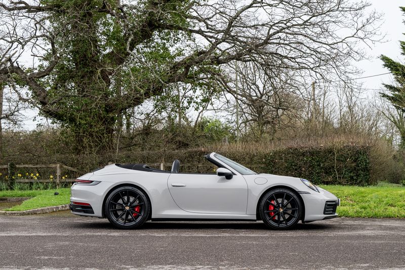 Porsche  911(992) Carrera S PDK  Cabriolet