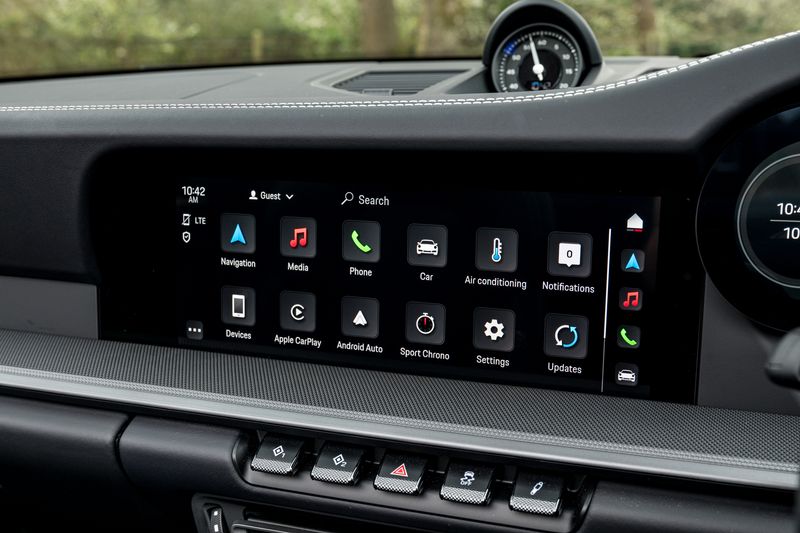 Porsche  911(992) Carrera S PDK  Cabriolet