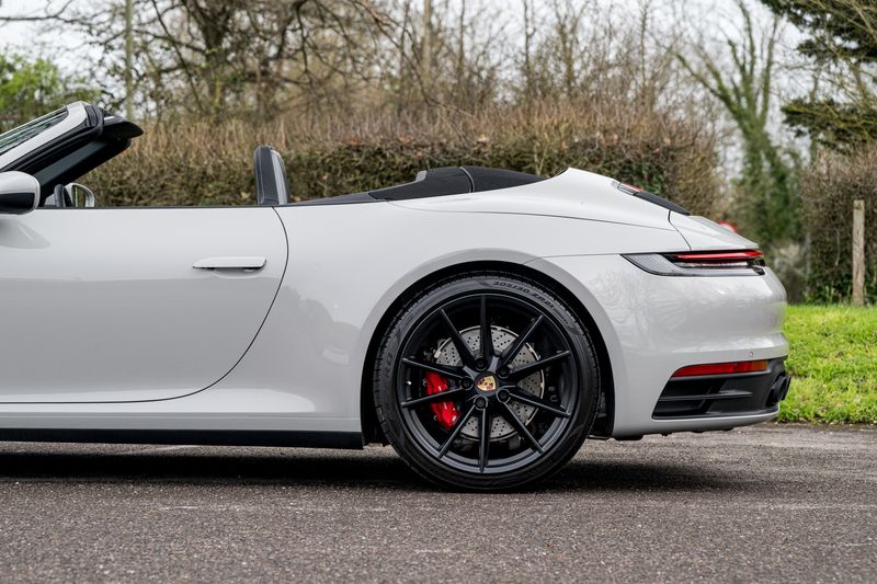 Porsche  911(992) Carrera S PDK  Cabriolet