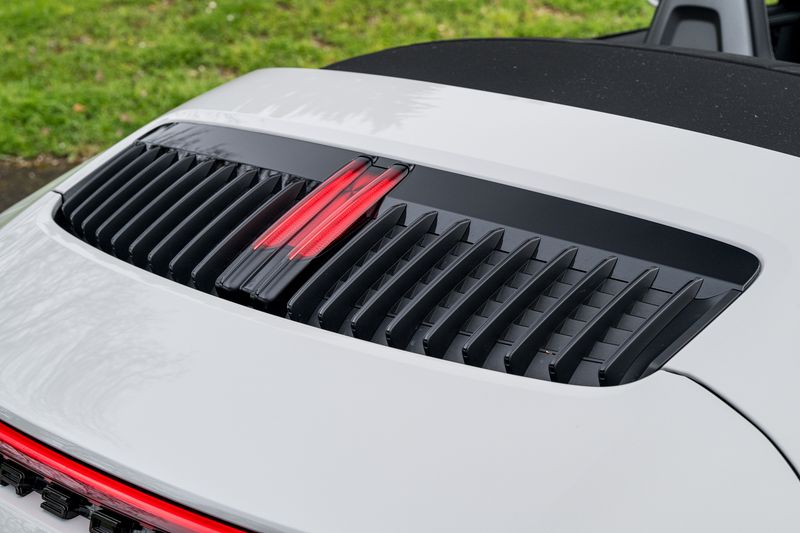 Porsche  911(992) Carrera S PDK  Cabriolet