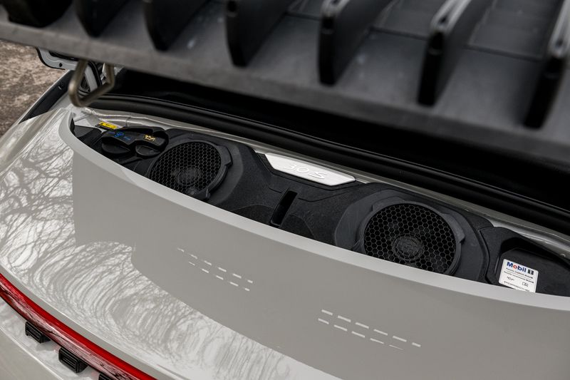 Porsche  911(992) Carrera S PDK  Cabriolet