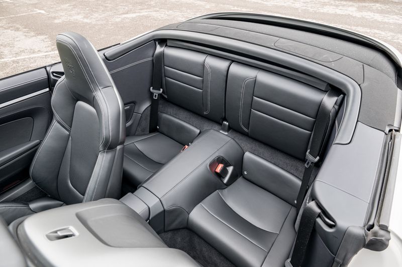 Porsche  911(992) Carrera S PDK  Cabriolet