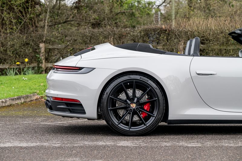 Porsche  911(992) Carrera S PDK  Cabriolet