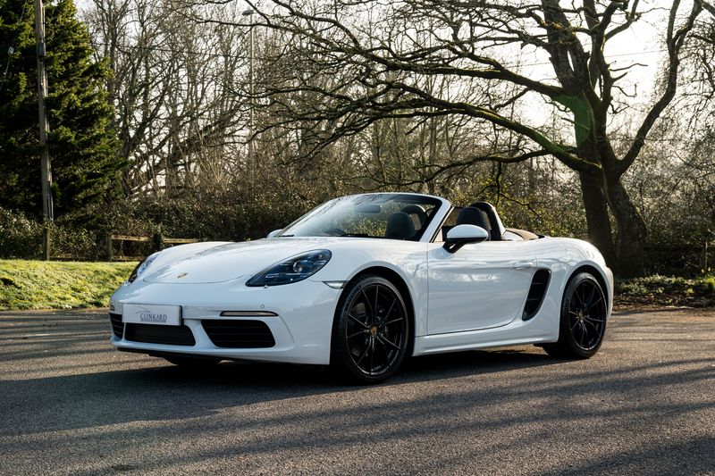 Porsche 718 Boxster 2.0T Convertible PDK
