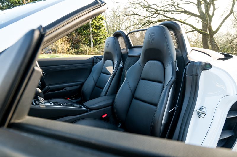 Porsche 718 Boxster 2.0T Convertible PDK