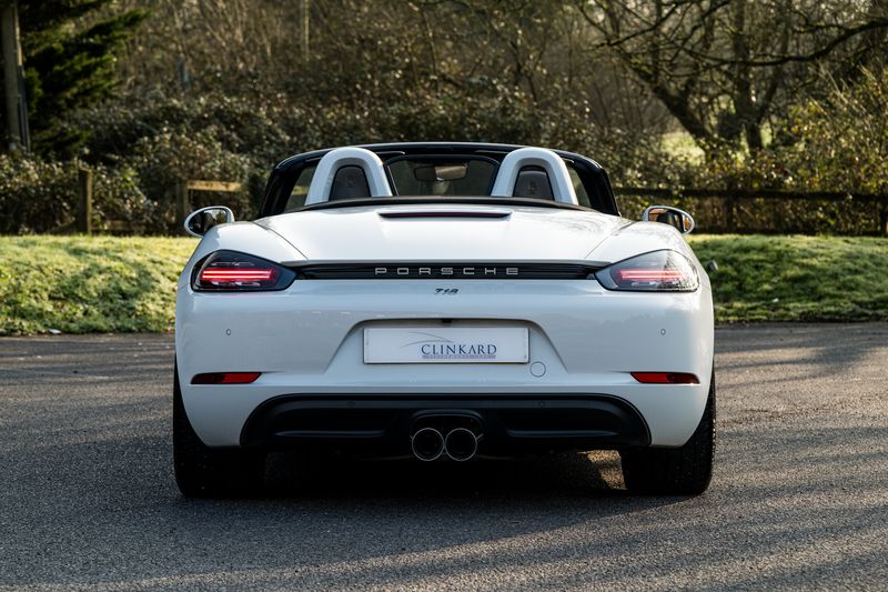 Porsche 718 Boxster 2.0T Convertible PDK