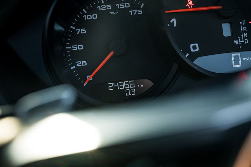 Porsche 718 Boxster 2.0T Convertible PDK