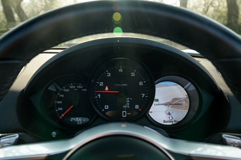 Porsche 718 Boxster 2.0T Convertible PDK