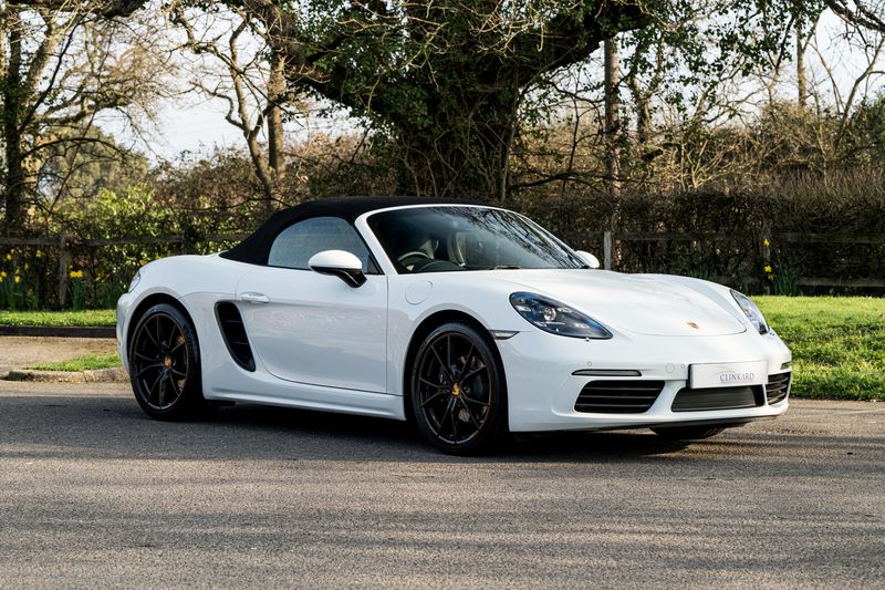 Porsche 718 Boxster 2.0T Convertible PDK
