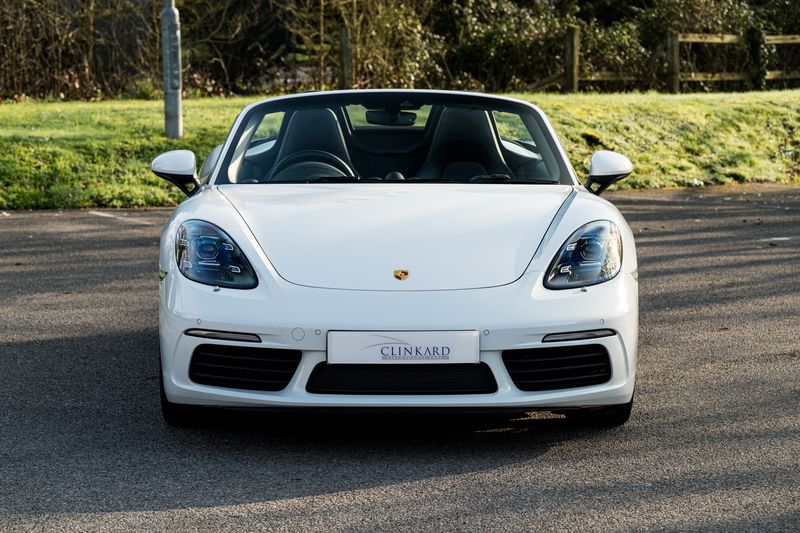 Porsche 718 Boxster 2.0T Convertible PDK