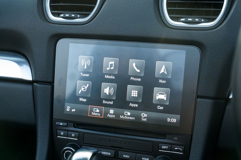 Porsche 718 Boxster 2.0T Convertible PDK