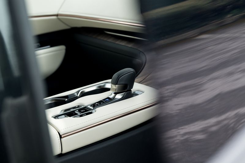 Lexus LM 2.5 350h E-CVT AWD 7 Seat *VAT QUALIFYING*