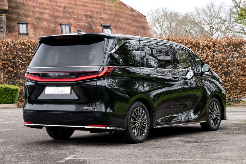 Lexus LM 2.5 350h E-CVT AWD 7 Seat *VAT QUALIFYING*