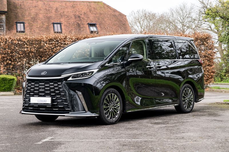 Lexus LM 2.5 350h E-CVT AWD 7 Seat *VAT QUALIFYING*