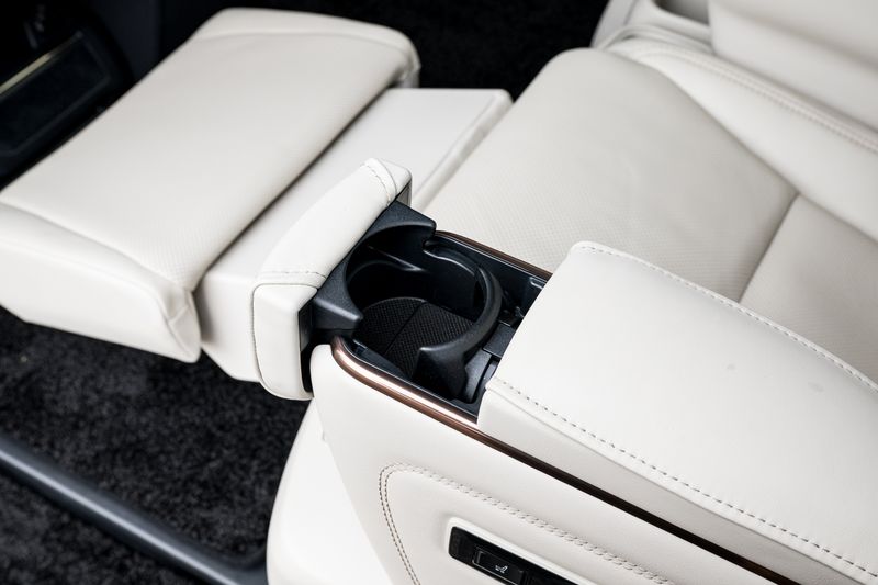 Lexus LM 2.5 350h E-CVT AWD 7 Seat *VAT QUALIFYING*