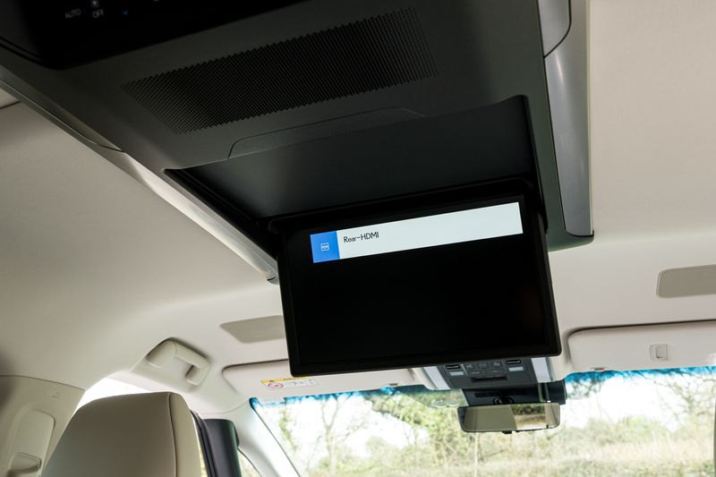 Lexus LM 2.5 350h E-CVT AWD 7 Seat *VAT QUALIFYING*