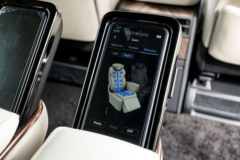 Lexus LM 2.5 350h E-CVT AWD 7 Seat *VAT QUALIFYING*