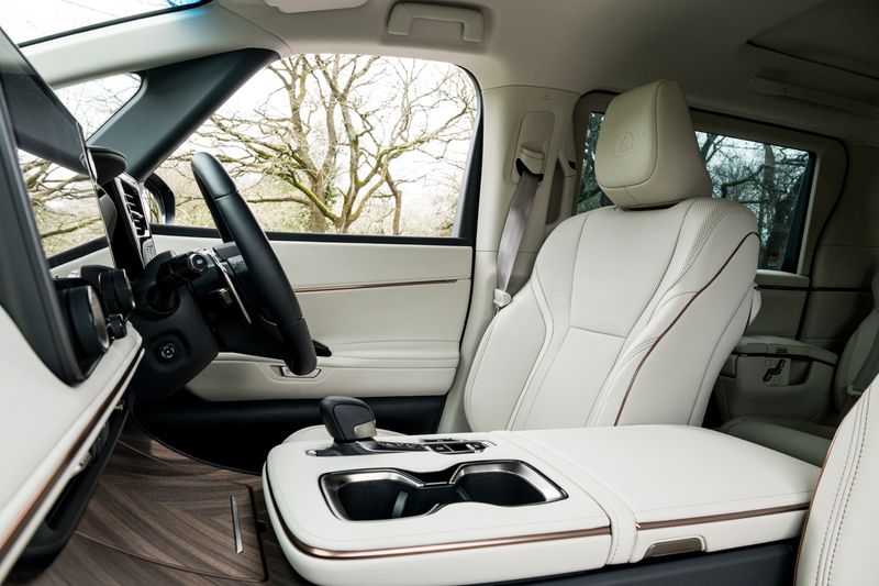 Lexus LM 2.5 350h E-CVT AWD 7 Seat *VAT QUALIFYING*