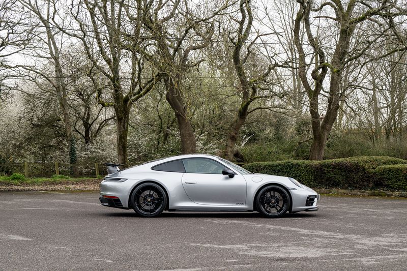 Porsche 911 (992) GTS Coupe PDK