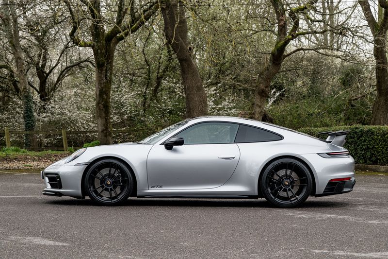 Porsche 911 (992) GTS Coupe PDK