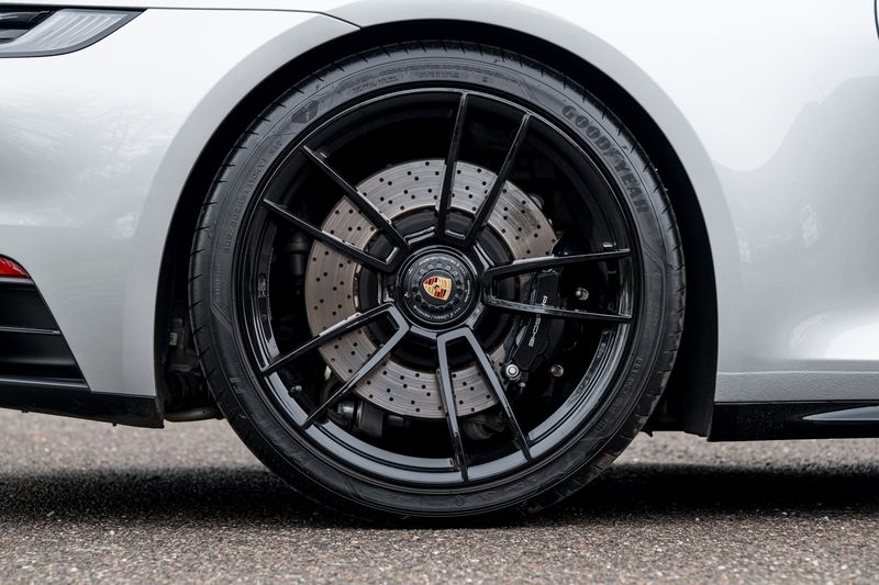 Porsche 911 (992) GTS Coupe PDK