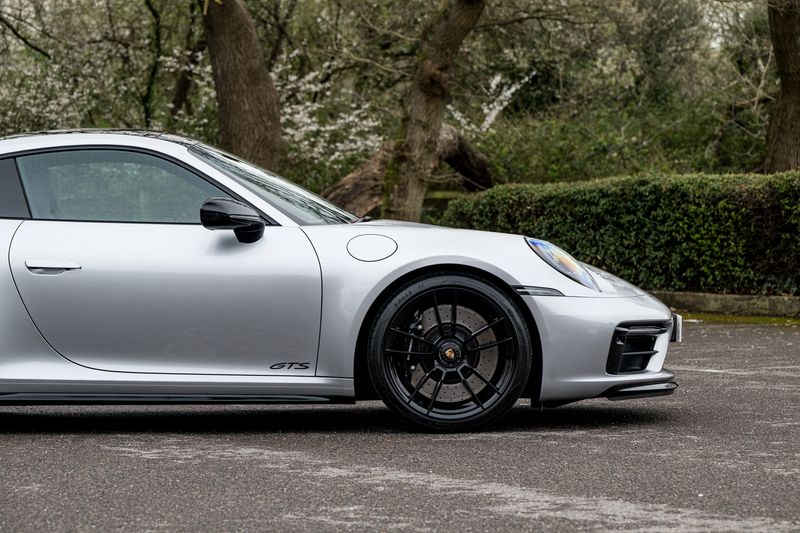 Porsche 911 (992) GTS Coupe PDK