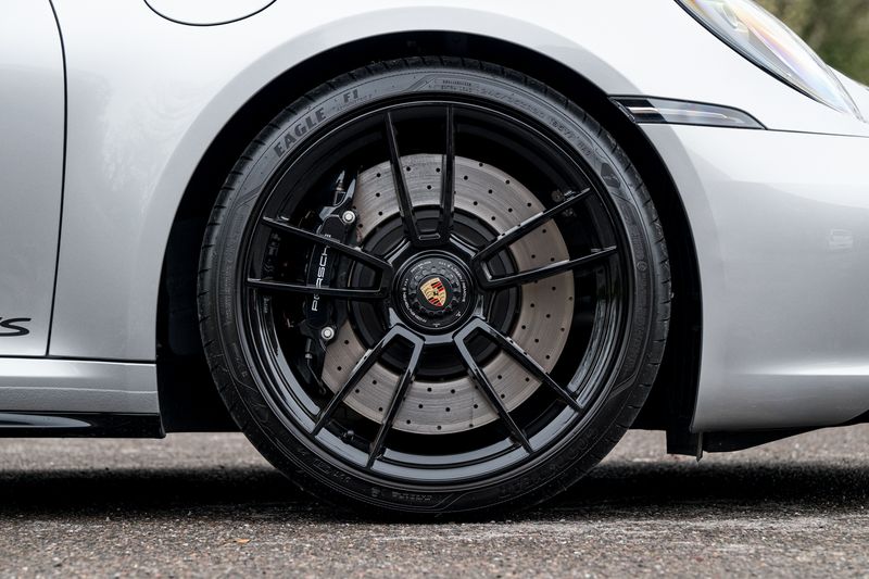 Porsche 911 (992) GTS Coupe PDK