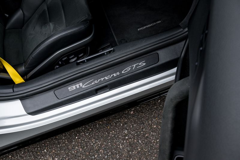 Porsche 911 (992) GTS Coupe PDK