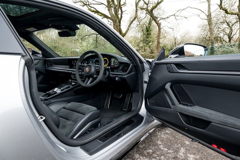 Porsche 911 (992) GTS Coupe PDK