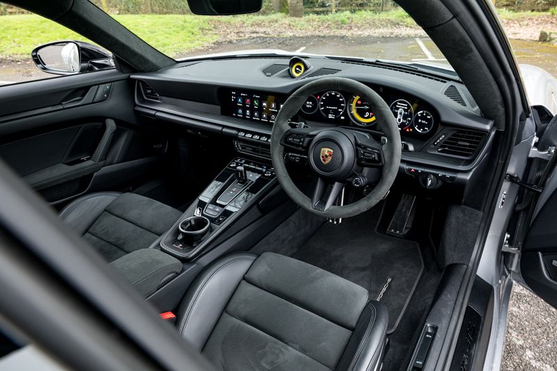 Porsche 911 (992) GTS Coupe PDK