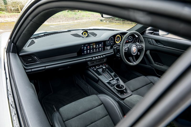 Porsche 911 (992) GTS Coupe PDK