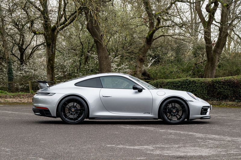 Porsche 911 (992) GTS Coupe PDK